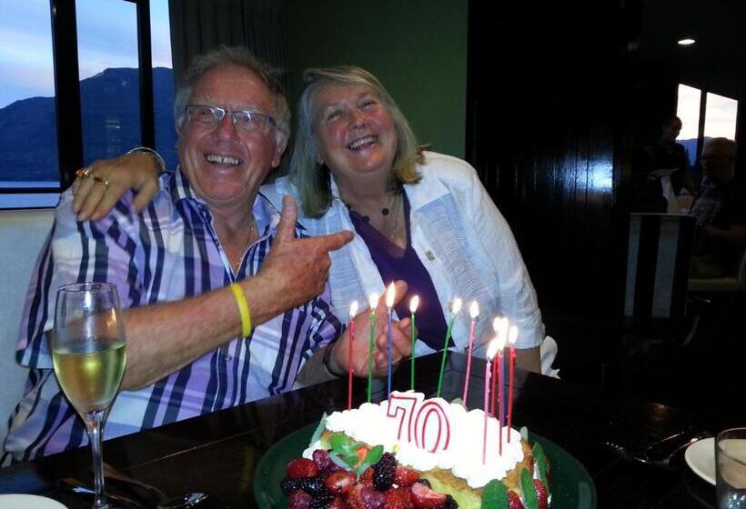 Rosemount B&b By The Sea St Clair