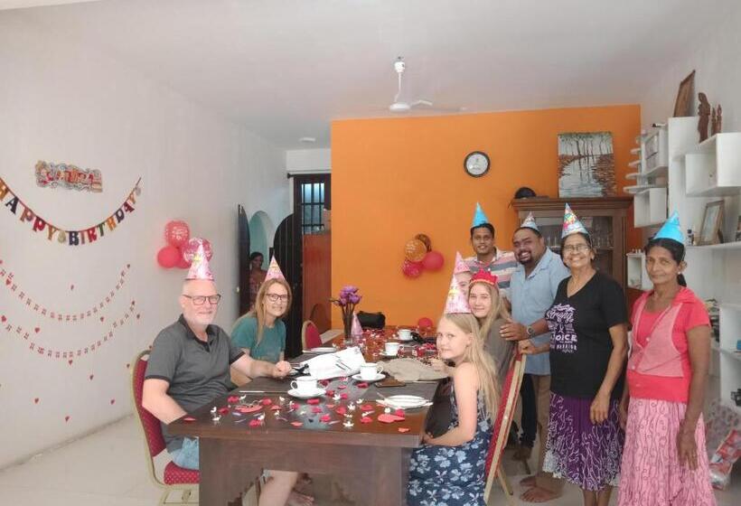 فندق Abundia Unawatuna