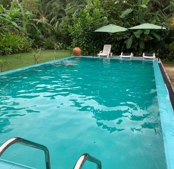 فندق Abundia Unawatuna