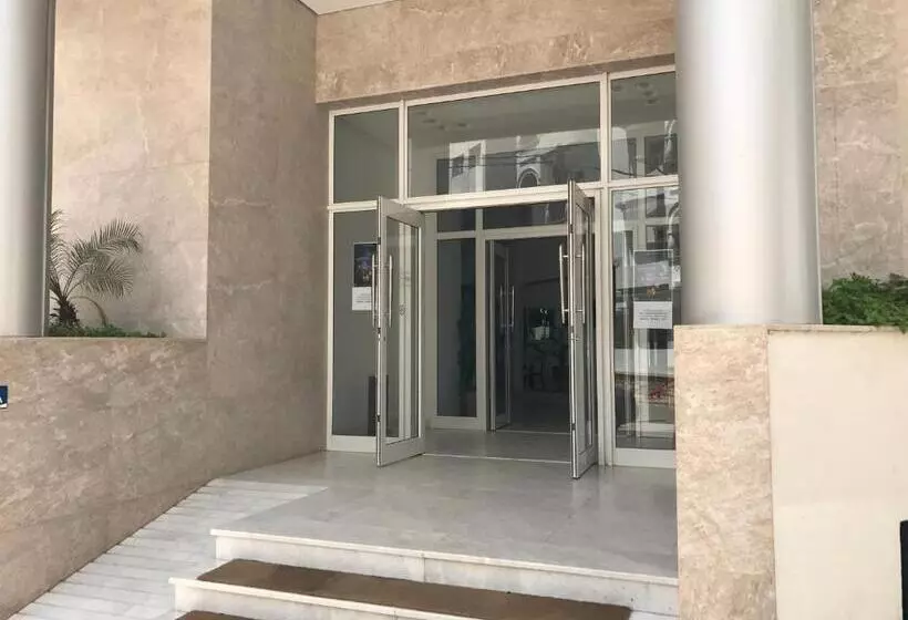هتل Al Karmel