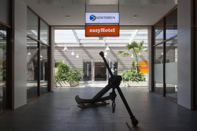 Easyhotel Amsterdam Zaandam