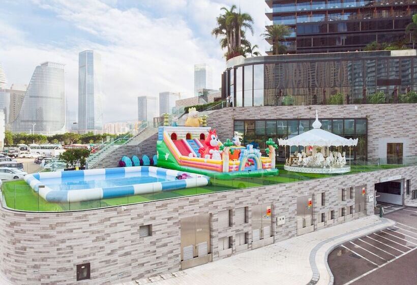 هتل Yoho Hollywood Roosevelt