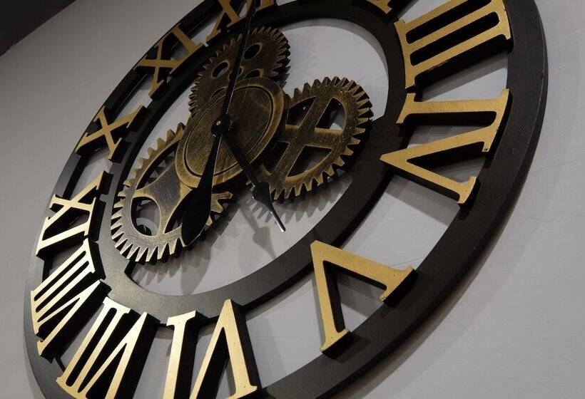 Taipei Travelers International Hostel