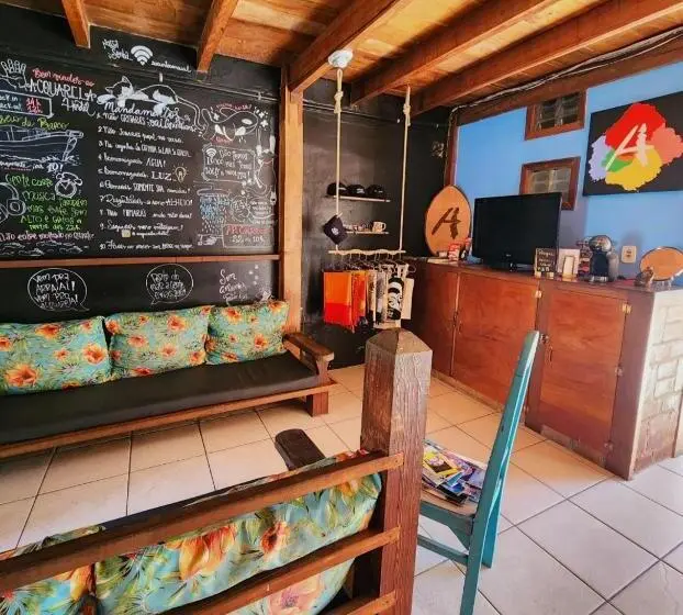 Acquarela Hostel