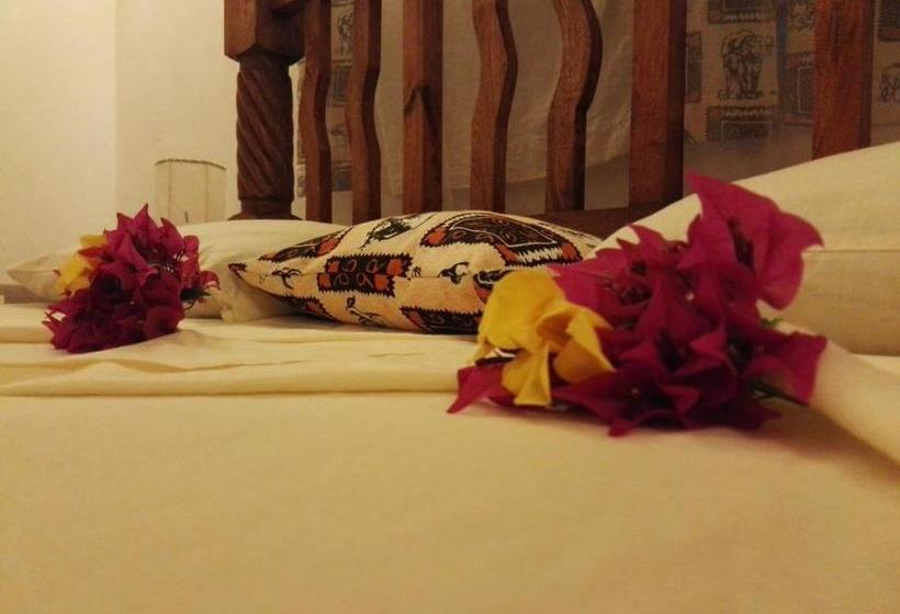 تختخواب و صبحانه Nyumba Nicole