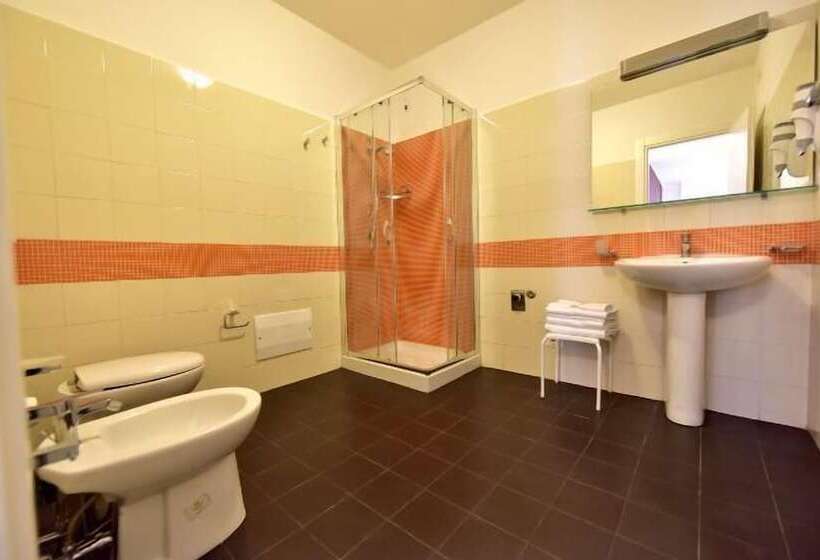 تختخواب و صبحانه Trip Room & Breakfast