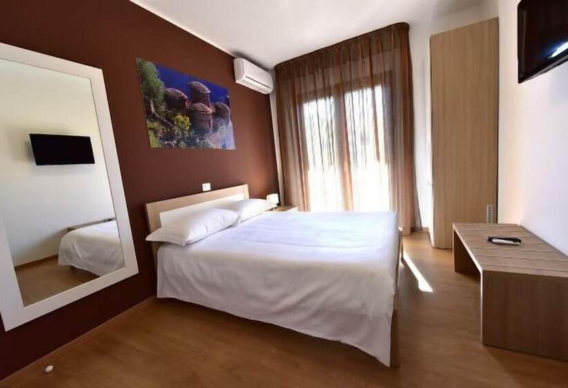 تختخواب و صبحانه Trip Room & Breakfast