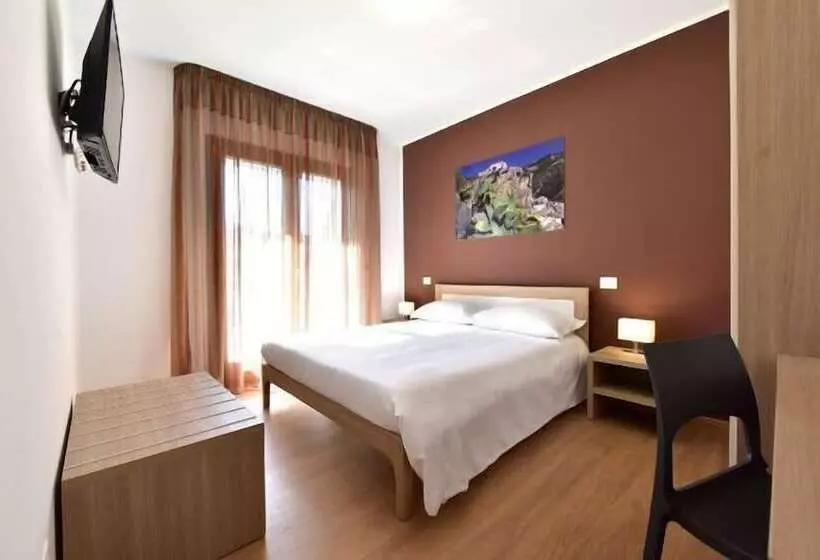 تختخواب و صبحانه Trip Room & Breakfast
