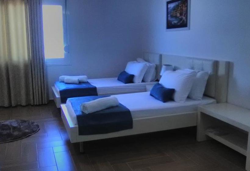 ホテル Aler Holiday Inn