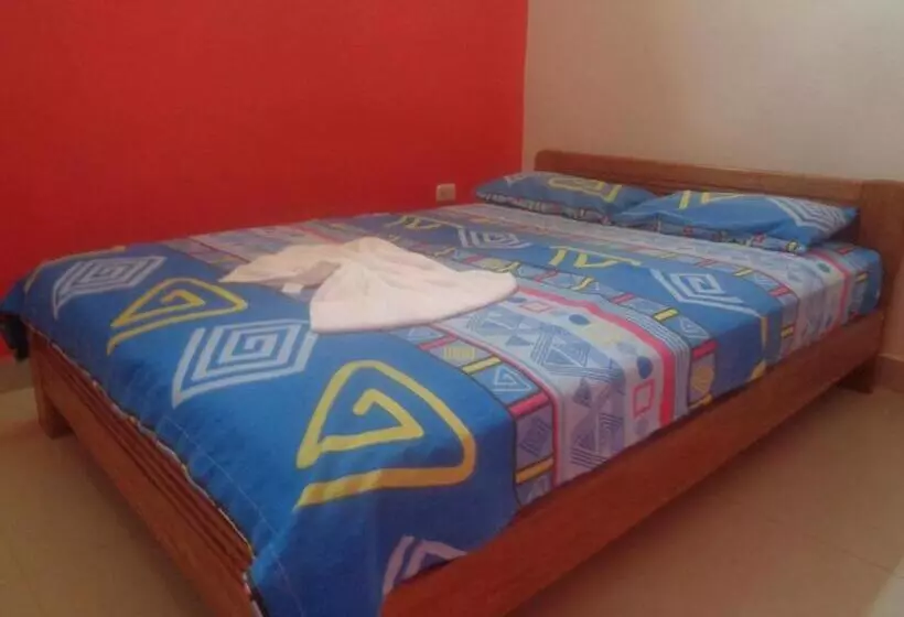 هتل Hospedaje Mas