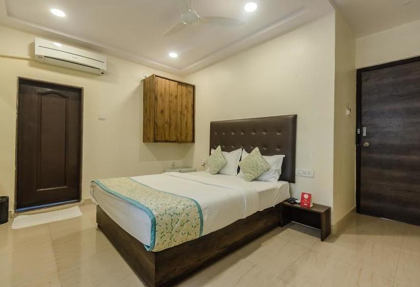 Fotos del hotel Oyo Rooms Near Kokilaben Hospital:  18