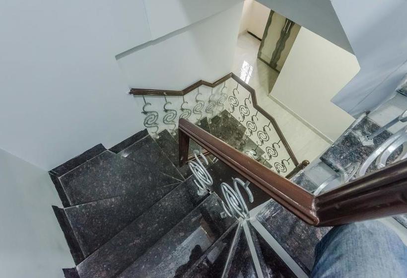 Fotos del hotel Oyo Rooms Near Kokilaben Hospital:  4