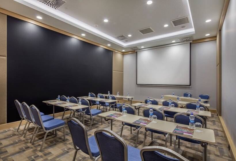 בית מלון כפרי Park Inn By Radisson Samsun