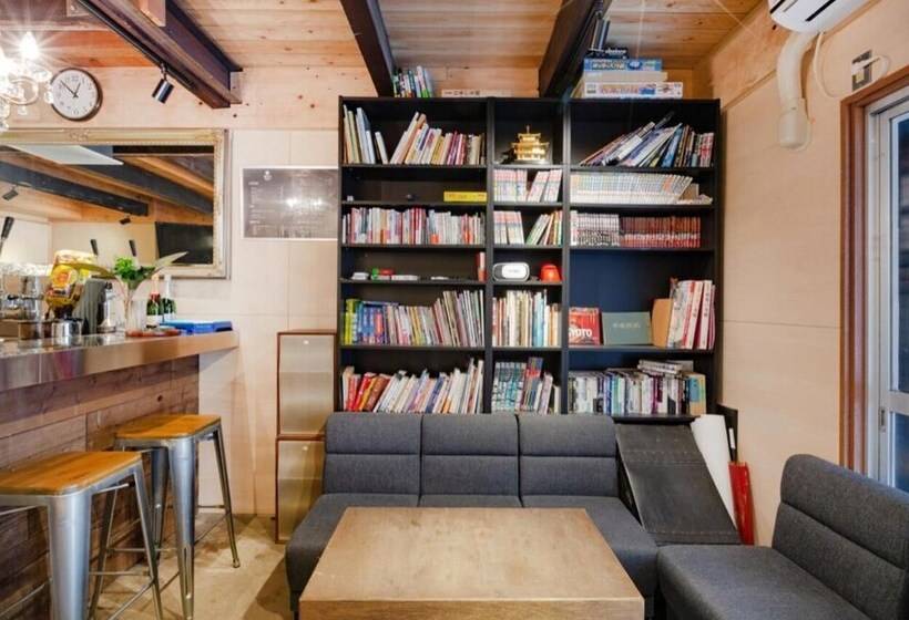 Imaya Hostel Kyoto & Coffee