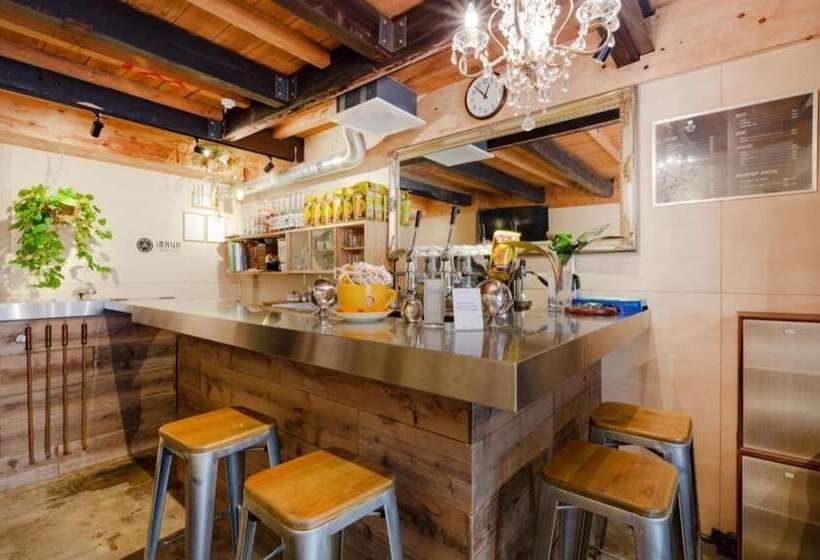 Imaya Hostel Kyoto & Coffee