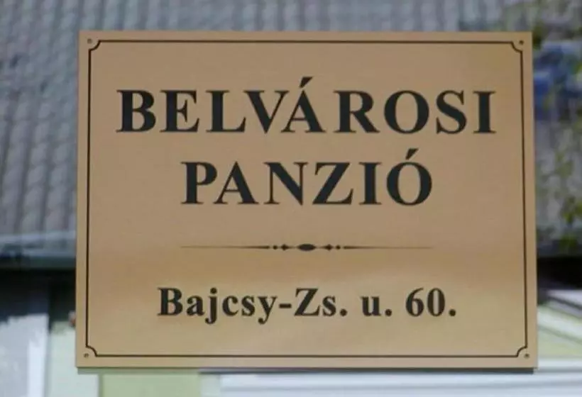 تختخواب و صبحانه Belvárosi Panzió
