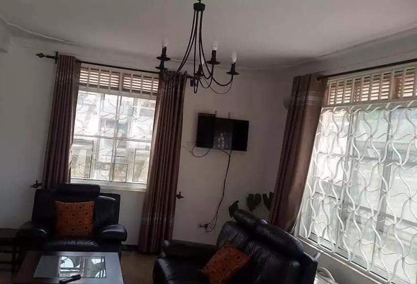 Bed and Breakfast Entebbe Vine Inn