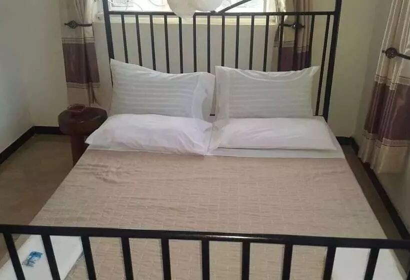Bed and Breakfast Entebbe Vine Inn