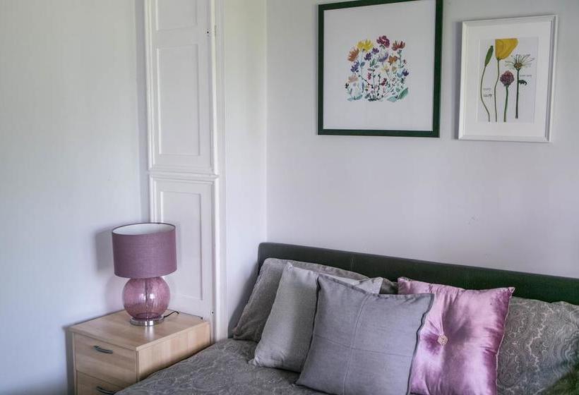 مبيت وإفطار Hayesbank