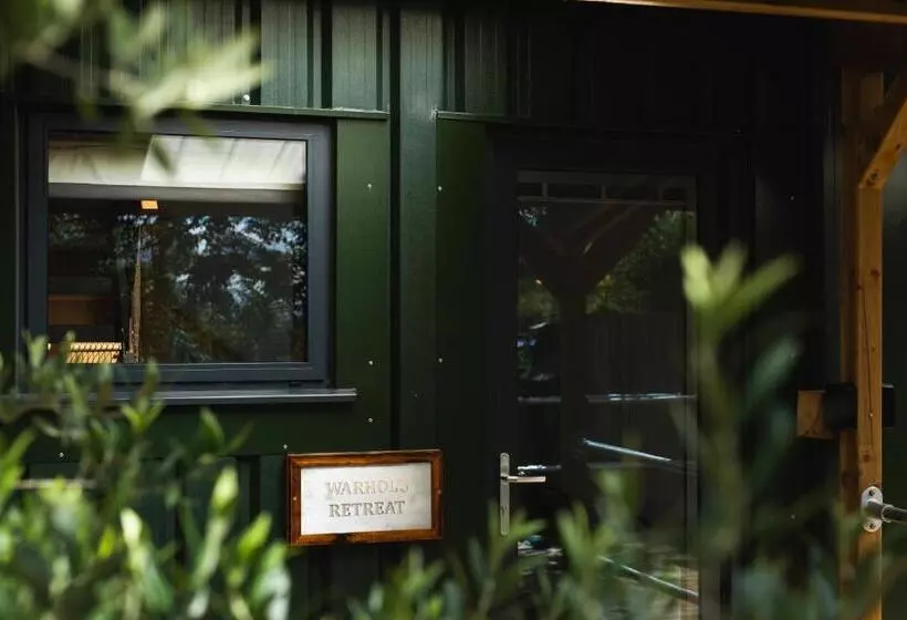 تختخواب و صبحانه Owen House Farm