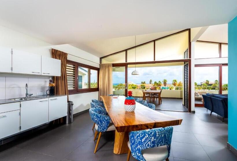 Delfins Beach Resort