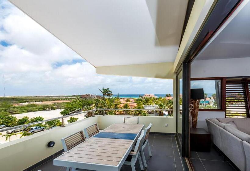 Delfins Beach Resort