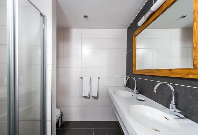 Delfins Beach Resort