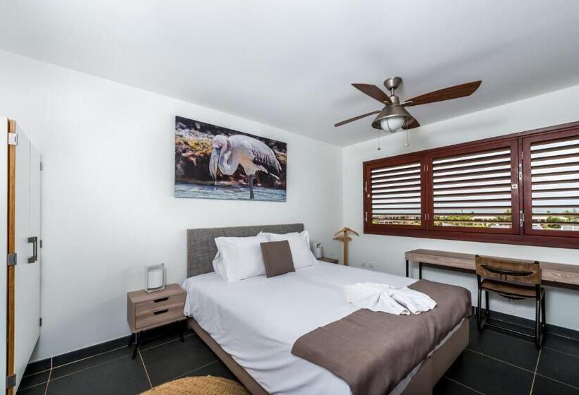 Delfins Beach Resort