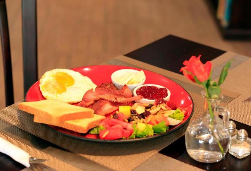 El Delfin Hotel Y Restaurante