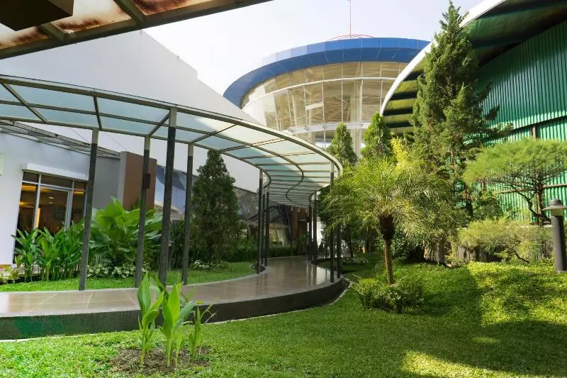 Hotelli Asri Plaza Asia Tasikmalaya