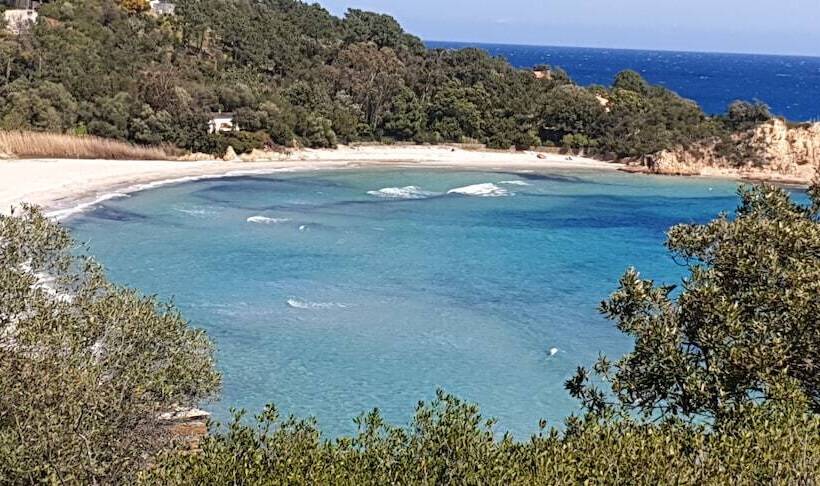 فندق Auberge De Cannedda