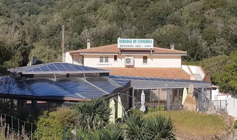 ホテル Auberge De Cannedda