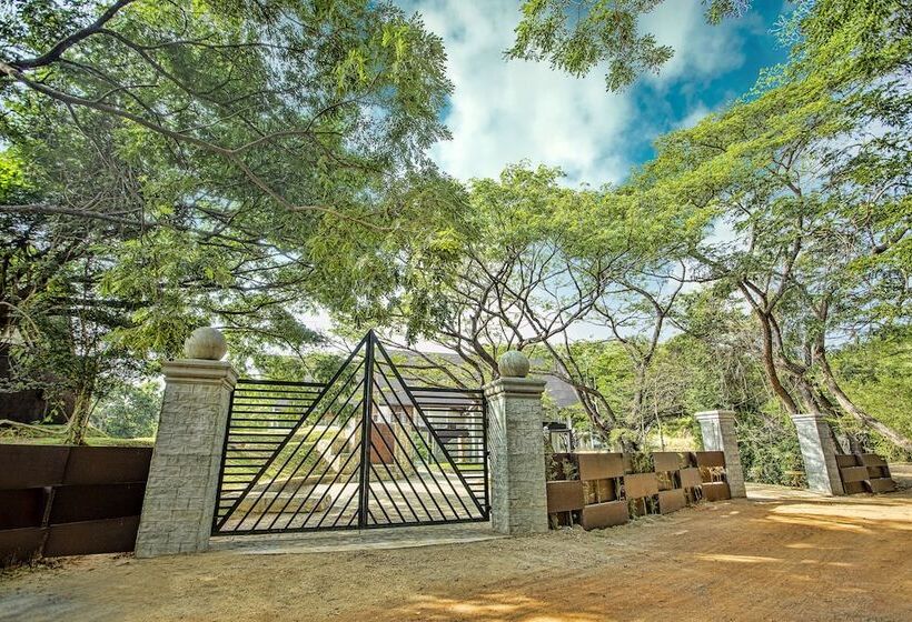 فندق Liyya Water Villas