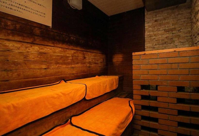 Hotelli Miyazaki Kokusai Kuko Country Club Lodge