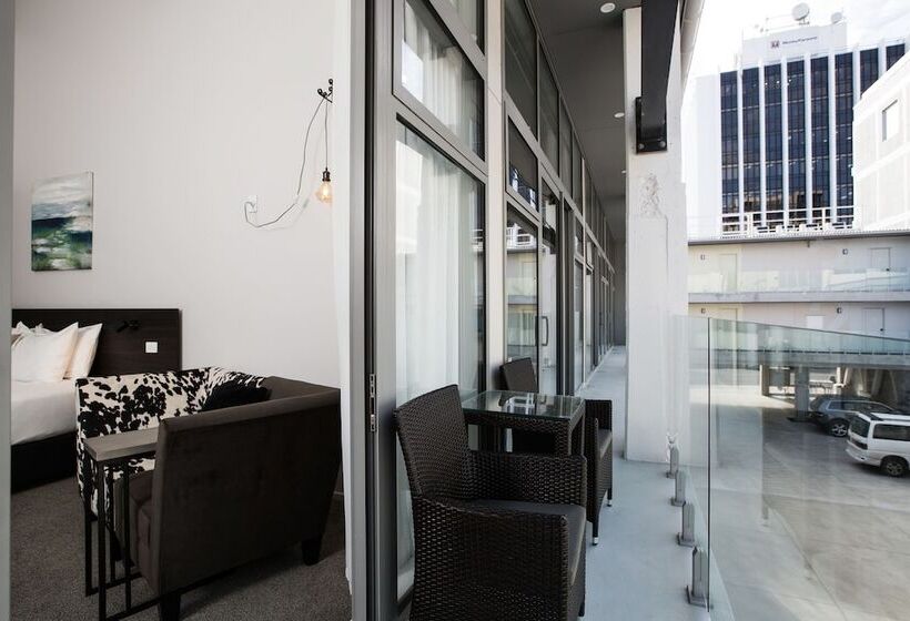 מוטל The Metrotel