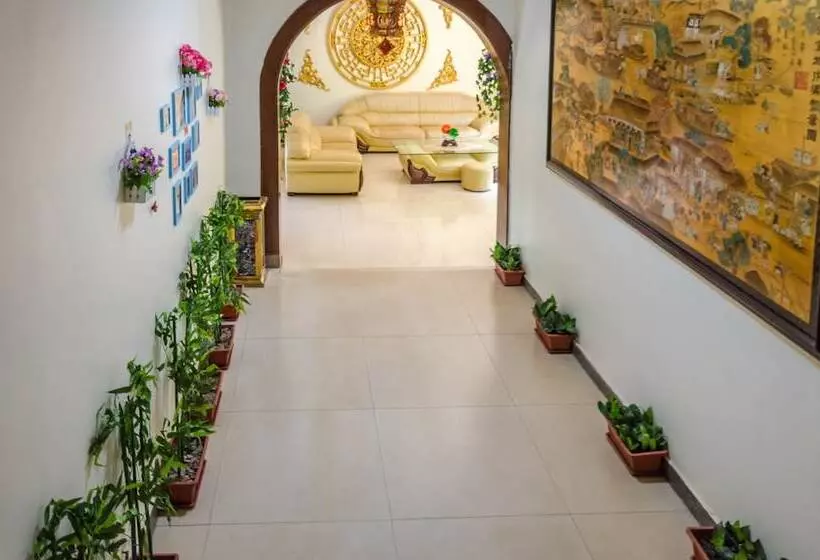 Nanjing Restaurant & Motel