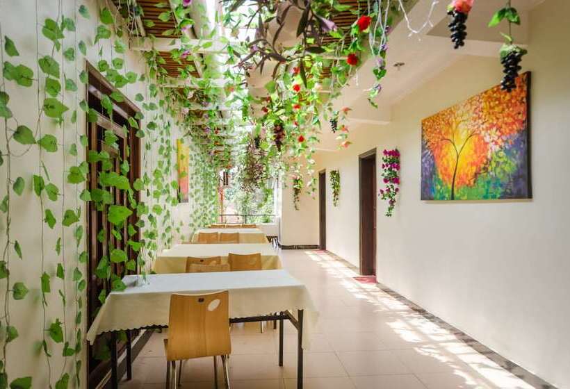 Nanjing Restaurant & Motel