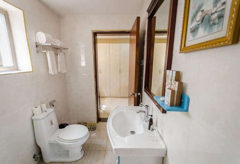 Nanjing Restaurant & Motel