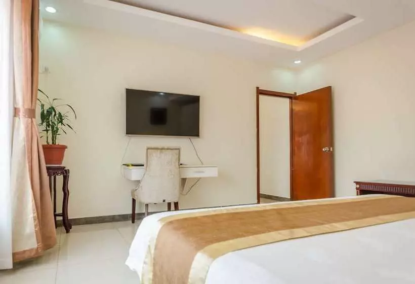 Nanjing Restaurant & Motel