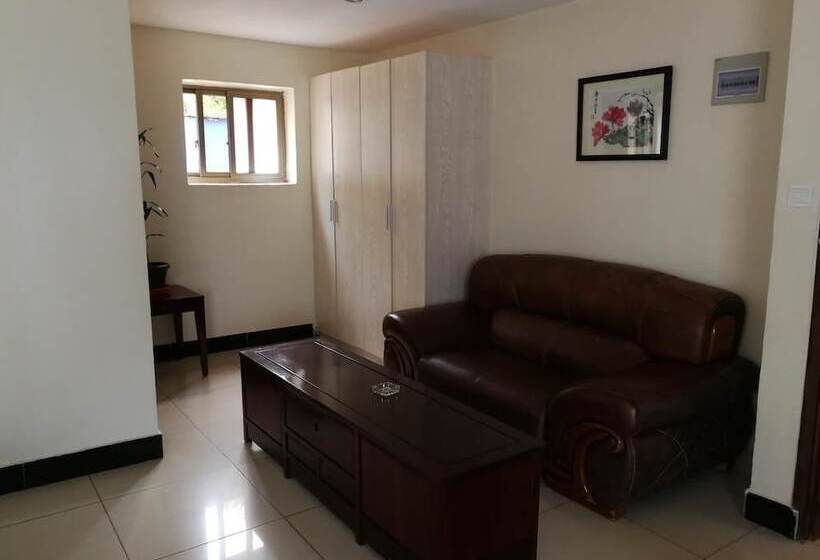 Nanjing Restaurant & Motel