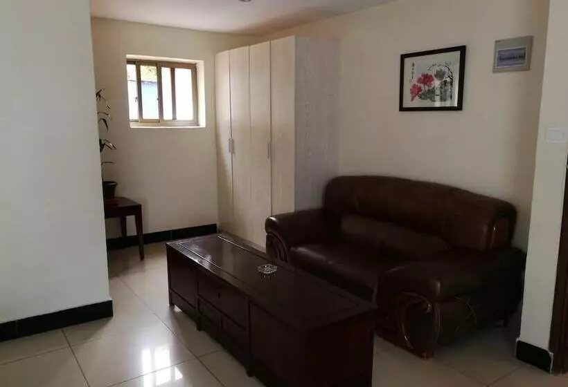 Nanjing Restaurant & Motel