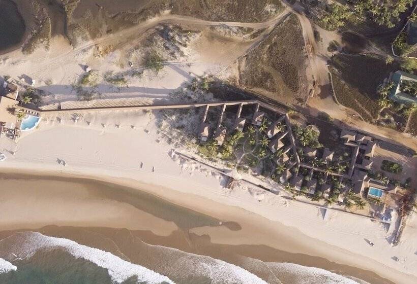 リゾートホテル Sentidos Beach Retreat