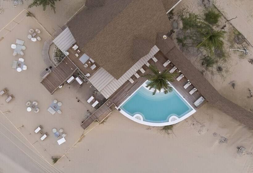 リゾートホテル Sentidos Beach Retreat