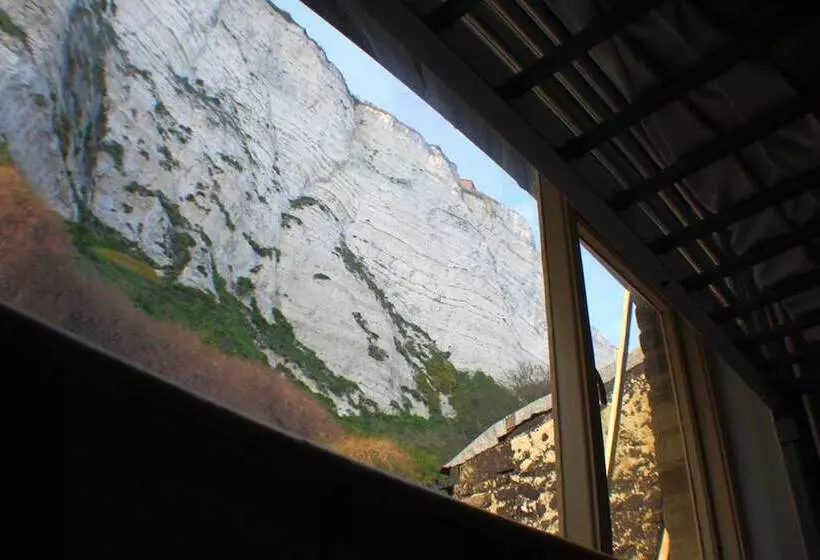 Ostello Dover Adventure Backpackers