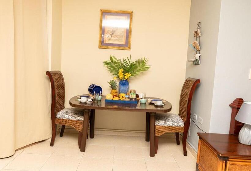 هتل Boutique Simona