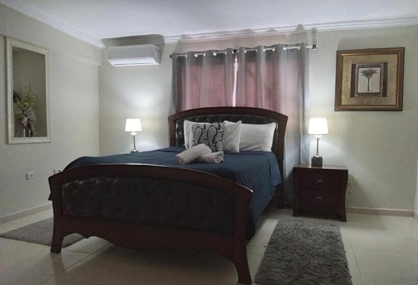 هتل Boutique Simona