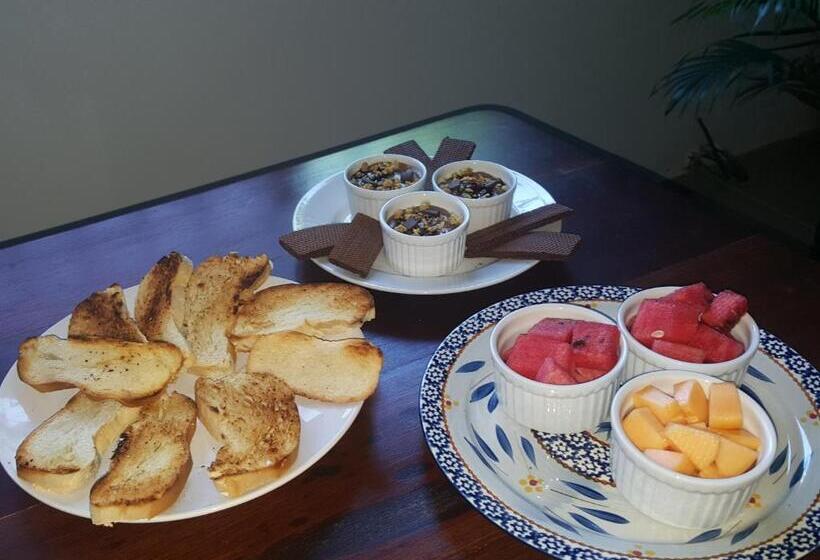 هتل Boutique Simona