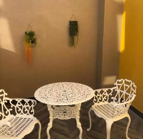 هتل Boutique Suri