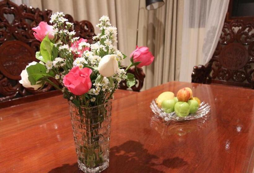 בית מלון כפרי Central Boutique