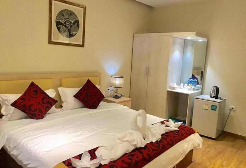 בית מלון כפרי Central Boutique